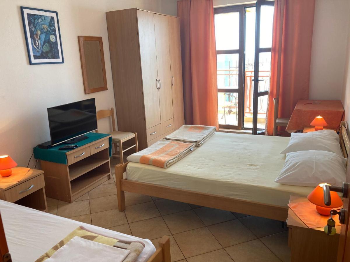 Monterama Apartments Sutomore Luaran gambar