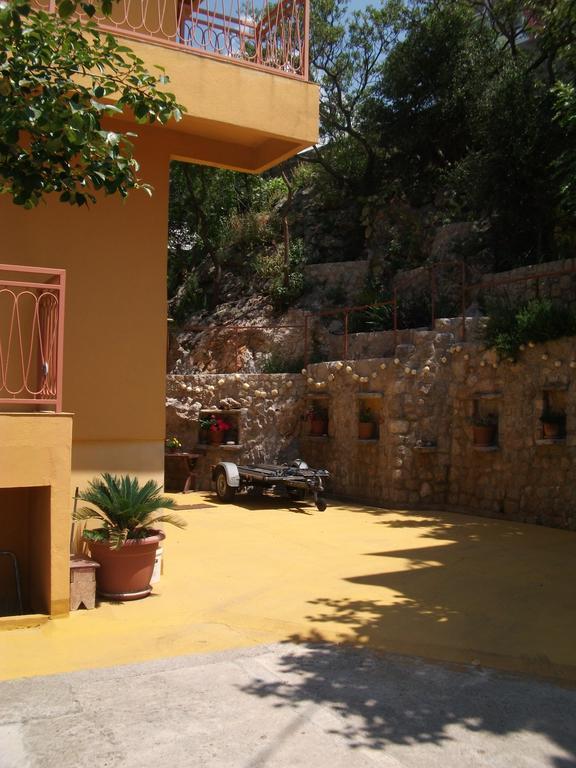 Monterama Apartments Sutomore Luaran gambar